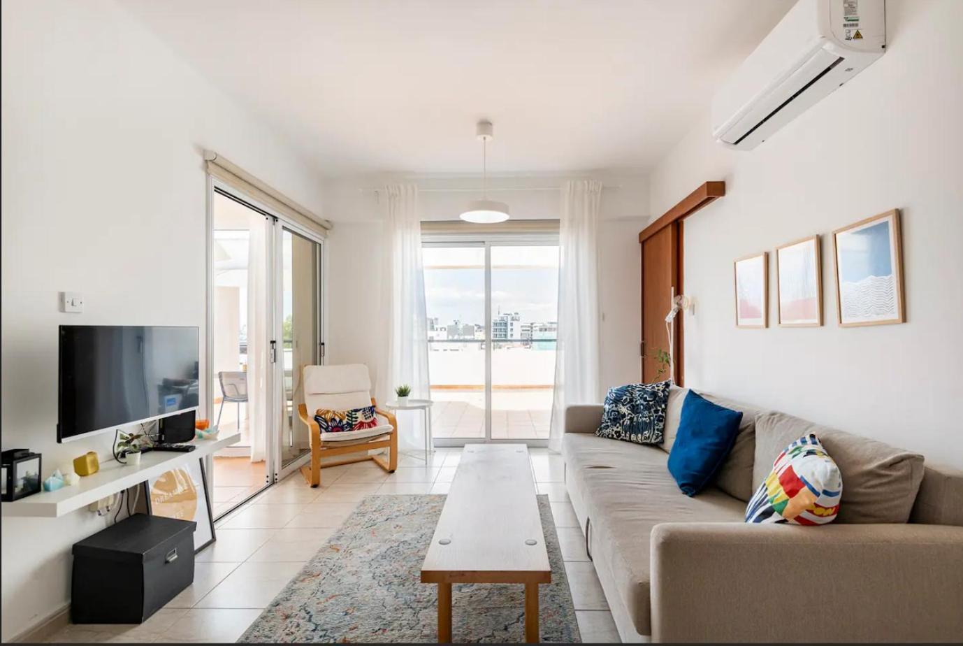 Top Floor Apartment City Center Lárnaka Eksteriør bilde